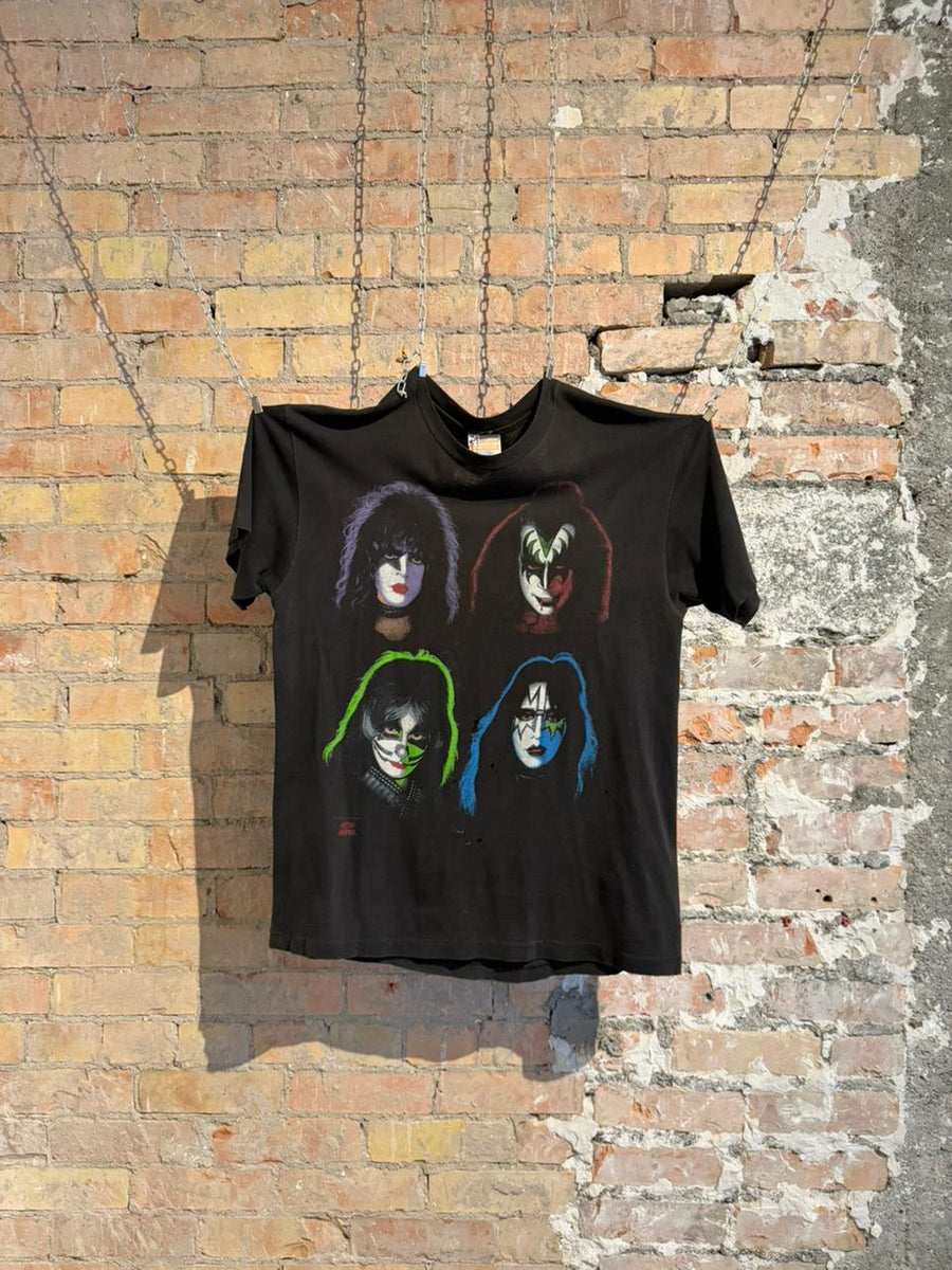 90s Kiss Tee