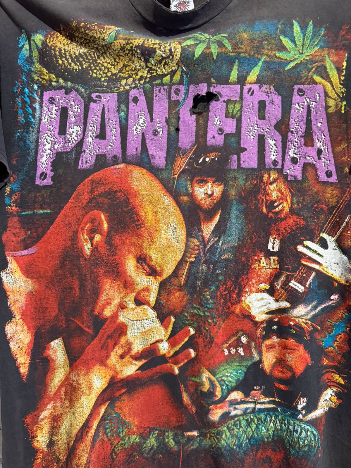 Pantera Resurrección Tee