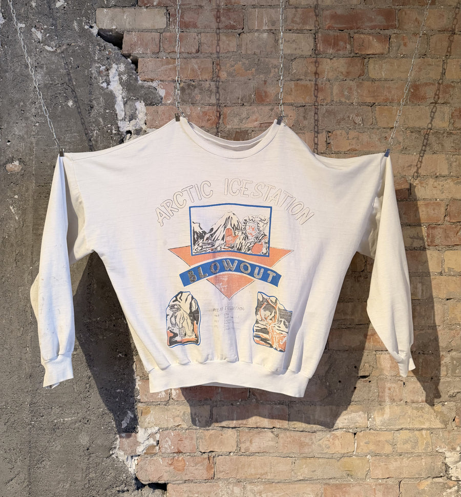 Arctic Ice Station Crewneck
Expedition graphic 80s era